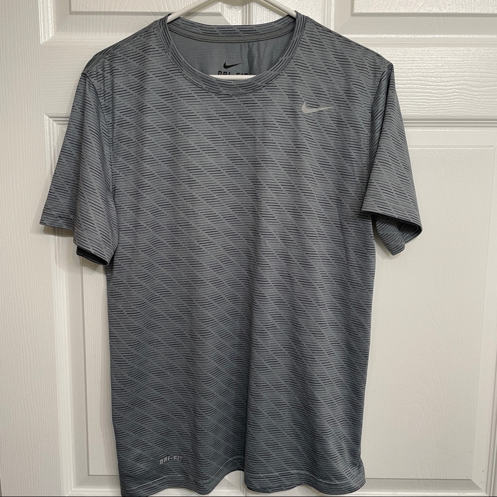 Men’s Nike Grey/Black Dri-FIT Legend Training Tee